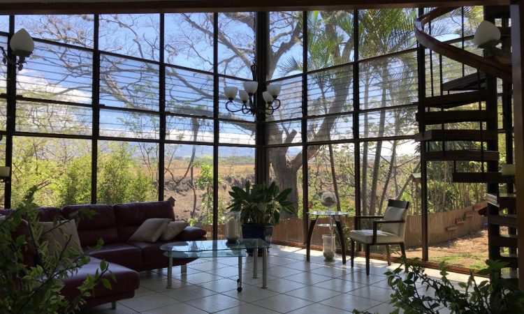 $165,000.00 Equity Loan On A Custom Home In Guachipelin